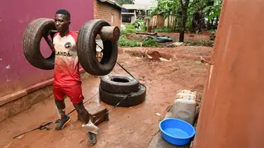 Dennis Kasumba, el receptor ugandés que tendrá su oportunidad en la MLB Dennis Kasumba, el receptor ugandés que tendrá su oportunidad en la MLB