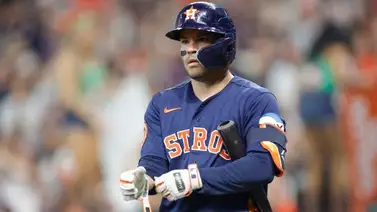 MLB: José Altuve sale del juego y vuelve a encender las alarmas MLB: José Altuve sale del juego y vuelve a encender las alarmas