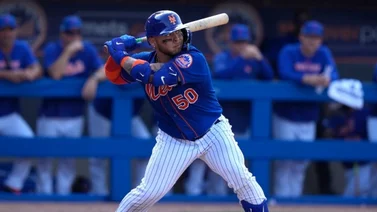 MLB: Francisco Álvarez se afianza a la titularidad de los Mets con largo jonrón (+VIDEO)