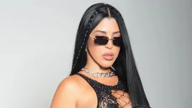 Jimena Araya le da palos a una seguidora por 'metiche' y habla sobre el padre de su hijo