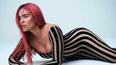 ¡Sin filtros ni exceso de Photoshop! "La Bichota mayor" Karol G se dio durísimo en una nueva portada de revista