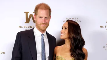¿Será que se acabó el encantó? Príncipe Harry duerme "solito" y muy alejado de Meghan Markle