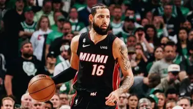 NBA: Un arropador ataque del Heat en el último cuarto aseguró su clasificación a las finales NBA: Un arropador ataque del Heat en el último cuarto aseguró su clasificación a las finales