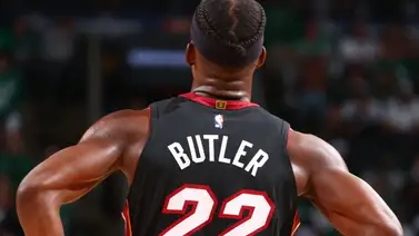 NBA: Vea la promesa que cumplió Jimmy Butler tras obtener el pase a la final NBA: Vea la promesa que cumplió Jimmy Butler tras obtener el pase a la final