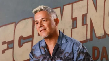 Alejandro Sanz les da un respiro a sus seguidores y asegura que el "sol está en camino"