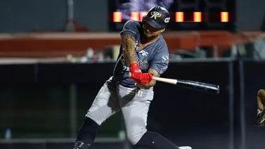 Oswaldo Arcia se queda sin equipo en la LMB por esta razón