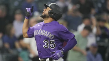 MLB: Elías Díaz y el placer de batear en casa con los Rockies de Colorado