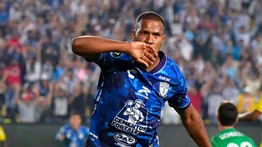 ¡Sigue aumentando! Descubre cuántos títulos ha ganado Salomón Rondón en su carrera