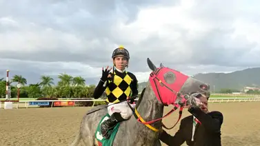 Franklin Puello Jr. logra por primera vez en su carrera tres victorias en una misma jornada Franklin Puello Jr. logra por primera vez en su carrera tres victorias en una misma jornada