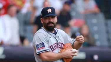 MLB: ¡Houston, hay un problema! Lanzador José Urquidy en riesgo de perder toda la temporada (+Info)