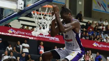 SPB: Estos jugadores de Brillantes protagonizan la jugada de la noche ante Broncos (+Video) SPB: Estos jugadores de Brillantes protagonizan la jugada de la noche ante Broncos (+Video)