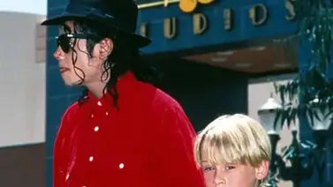 Salen a la luz los regalos de Michael Jackson a Macaulay Culkin cuando apenas era un niño Salen a la luz los regalos de Michael Jackson a Macaulay Culkin cuando apenas era un niño