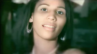Así luce la protagonista del video de Yasuri Yamileth a 18 años de su lanzamiento