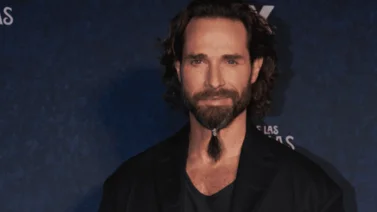 Sebastián Rulli se quita la barba y luce su nuevo look 