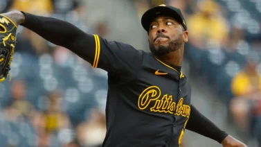 MLB: Mira como Aroldis Chapman dejó frío a Shohei Ohtani con una piedra a 103 millas (+Video)