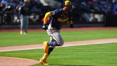 MLB: Jackson Chourio guía victoria de Milwaukee con batazo decisivo (+Video)