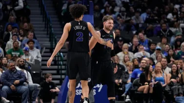 NBA: ¡Fuerte en la pintura! Así fue la volcada de Dereck Lively II sobre la defensa de Boston Celtics (+Video)