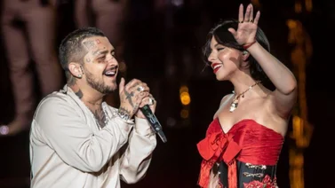 Christian Nodal y Ángela Aguilar confirman que son novios 
