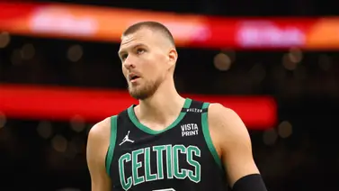 NBA: Kristaps Porzingis asusta a Boston Celtics con esta inusual lesión (+Detalles) NBA: Kristaps Porzingis asusta a Boston Celtics con esta inusual lesión (+Detalles)