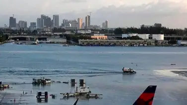 Lluvias en Florida causan demoras en los principales aeropuertos Lluvias en Florida causan demoras en los principales aeropuertos
