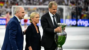 Eurocopa 2024: ¿Quién era la mujer que llevaba el trofeo en la ceremonia inaugural? Eurocopa 2024: ¿Quién era la mujer que llevaba el trofeo en la ceremonia inaugural?