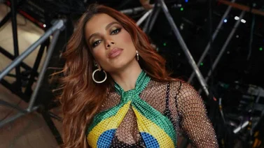 Anitta muestra su retaguardia en las playas afrodisiacas de Brasil ¡Está que quema! (+Imágenes)