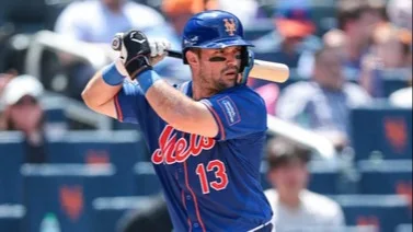 MLB: Mira el dantesco tablazo que Luis Torrens le pega a San Diego (+Video) 