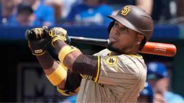 MLB: Luis Arráez impone respeto y recupera el liderato de bateo (+Video)