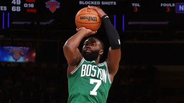 NBA: ¡Encendidos detrás de la media luna! Jaylen Brown continúa el festival de triples ante Dallas en el TD Garden (+Video)
