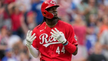 MLB: Elly De La Cruz vuelve a mostrar toda su velocidad con esta nueva base estafada 