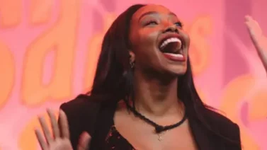 “¡Sandra quiere saber!”: Ella es Karen Sevillano, la controversial ganadora de “La Casa de los Famosos 4”