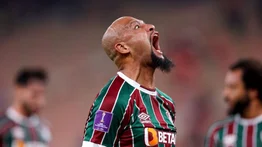 Felipe Melo atacó por la espalda a trabajador de equipo rival