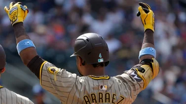 MLB: ¡En problemas! Luis Arráez pierde el liderato de bateo de la Liga Nacional (+Video)