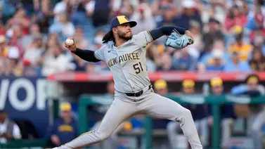 MLB: Dominicano Freddy Peralta brilla y los Cerveceros se llevan la serie sobre los Angelinos MLB: Dominicano Freddy Peralta brilla y los Cerveceros se llevan la serie sobre los Angelinos