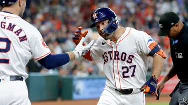 MLB: José Altuve castiga a Albert Suárez con inmenso jonrón (+Video)