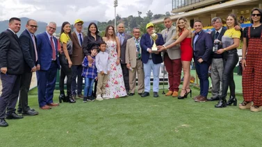  Amelazado reaparece con victoria de punta a punta la Copa Gaceta Hípica