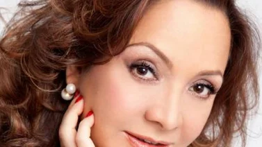 ¡Triunfando! Telemundo recibe por la puerta grande a Elba Escobar para este proyecto 