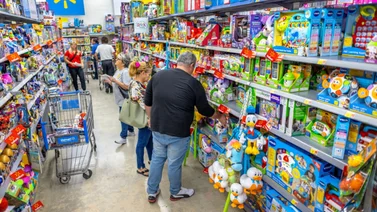 ¡Walmart tiene precios de locura! Mira qué implemento está en oferta para la temporada de lluvias