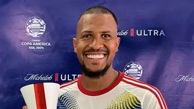 Salomón Rondón y las imágenes claves de su intervención con el árbitro que ayudaron a La Vinotinto Salomón Rondón y las imágenes claves de su intervención con el árbitro que ayudaron a La Vinotinto