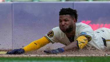 MLB: Jackson Chourio sacó a relucir su velocidad con jonrón dentro del parque (+Video)