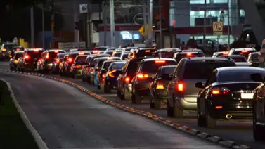 Cuáles son los autos que pueden estar en la calle hoy según el Plan Hoy No Circula Cuáles son los autos que pueden estar en la calle hoy según el Plan Hoy No Circula