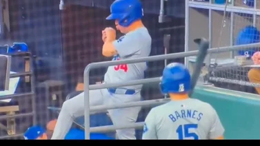 MLB: Shohei Ohtani se salva de una lesión gracias al Bat Boy