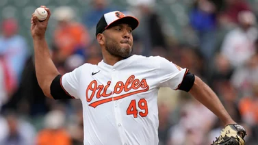 MLB: Albert Suárez se sube al morito por los Orioles y retará a este Cy Young (+video)