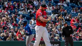 MLB: Los Guardianes ya conocen el tiempo que pasará fuera un importante abridor