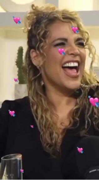 Elaiza Gil revela el nombre de la canción que le escribió Roque Valero