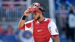 MLB: Tres venezolanos entre los mejores receptores defensivos de la temporada