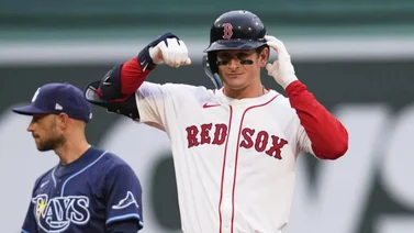 MLB: Así fue el primer hit del prospecto número uno del beisbol (+Video)