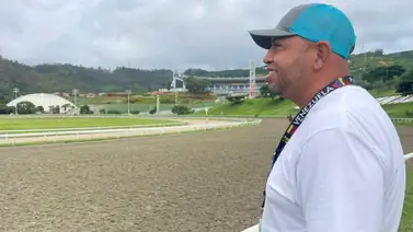 Jefferson Rivas expresa su confianza en tres caballos de calidad para la reunión 22 en La Rinconada (+Video) Jefferson Rivas expresa su confianza en tres caballos de calidad para la reunión 22 en La Rinconada (+Video)