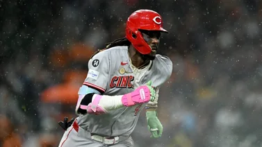 MLB: Elly De La Cruz se va para la calle y sigue encendido (+Video)