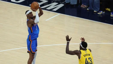 Finales NBA: ¡Hora de bailar! Shai Gilgeous-Alexander le rompe los tobillos a Pascal Siakam (+Video)